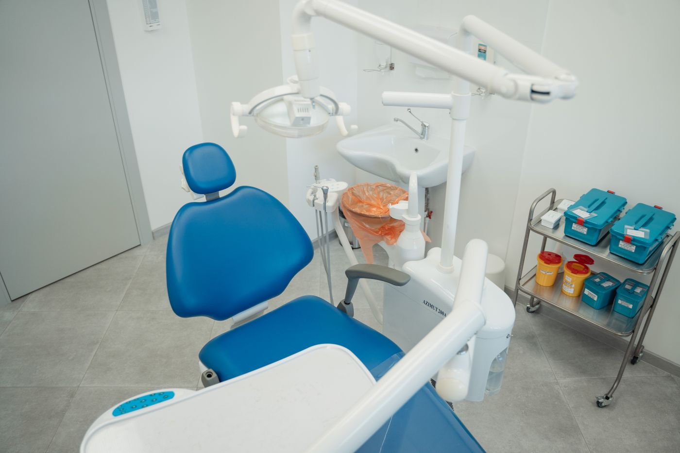 Modern dental treatment room at the Lake Mary office